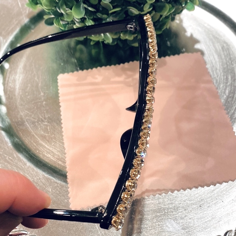 Rhinestone Cat Eye Sunglasses in Black ~ Brand New - Picture 6 of 9